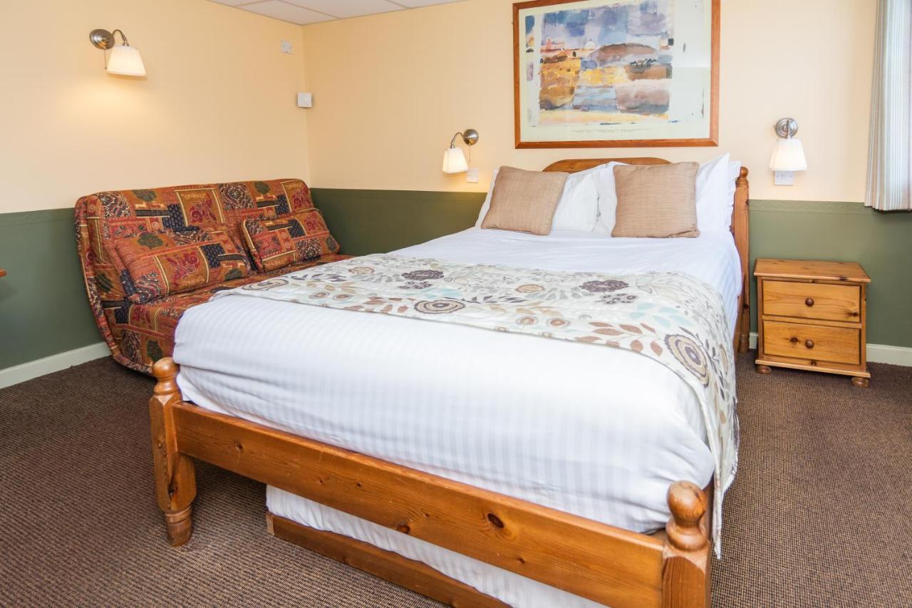 The Half Moon Inn And Country Lodge Yeovil Eksteriør billede